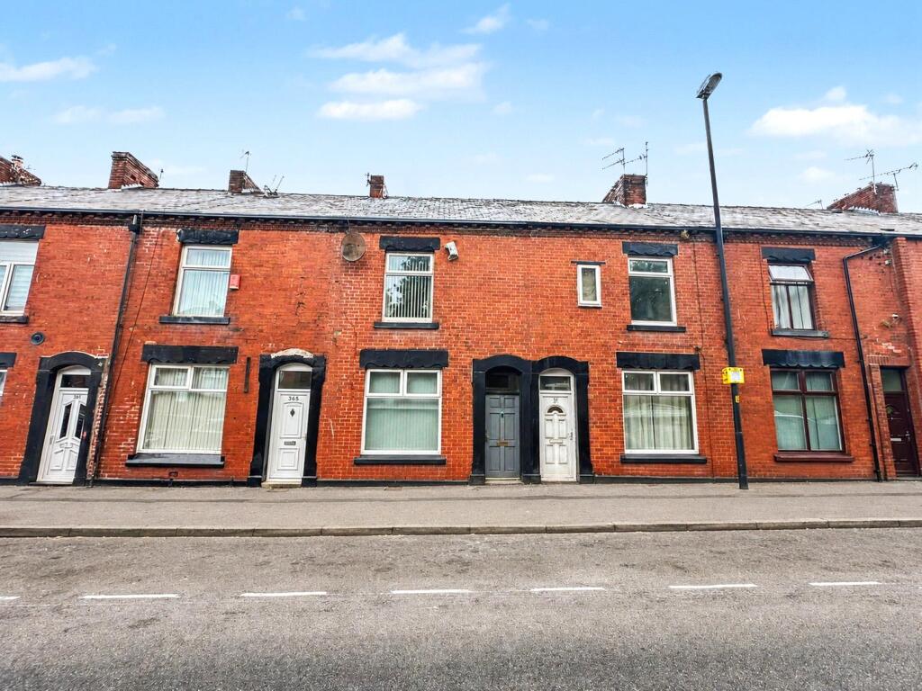 Main image of property: Huddersfield Road, Oldham, Greater Manchester, OL4