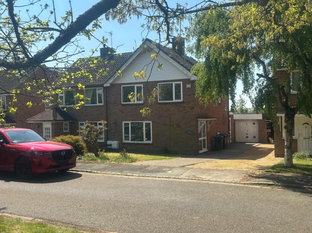 Main image of property: High Street North, Stewkley, Leighton Buzzard