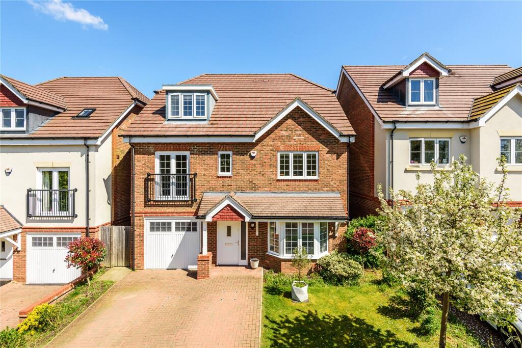 Main image of property: Aberdeen Way, Knaphill, Woking, Surrey, GU21