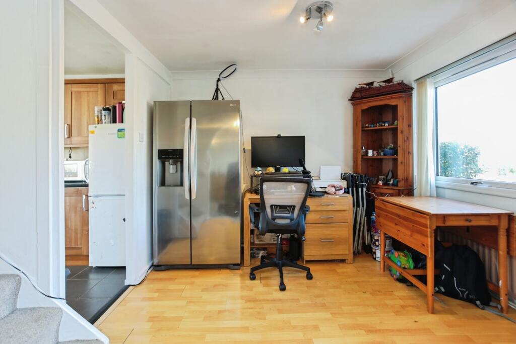 House in Tonbridge - View 5