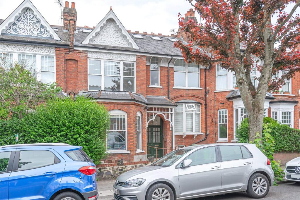 Main image of property: Dukes Avenue, London, N10