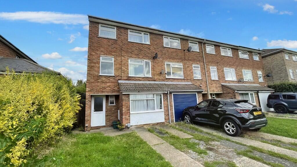 Main image of property: St. Andrews Avenue, Colchester, Essex, CO4