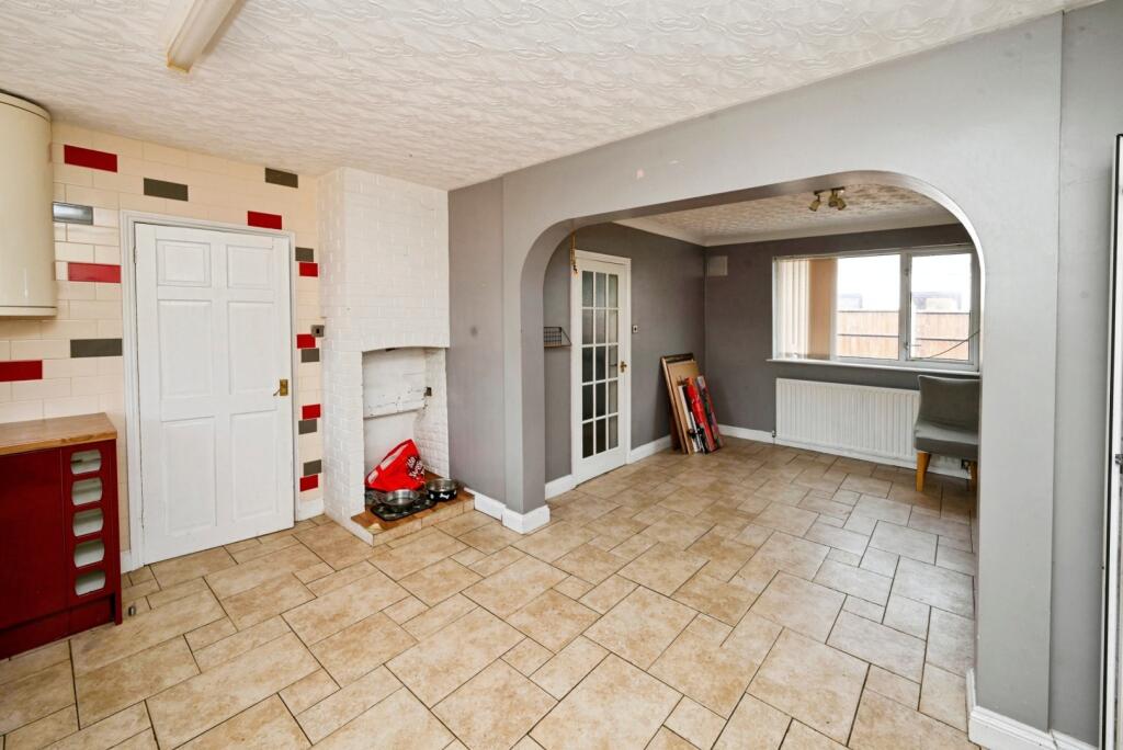 House in Horncastle, Belchford - More