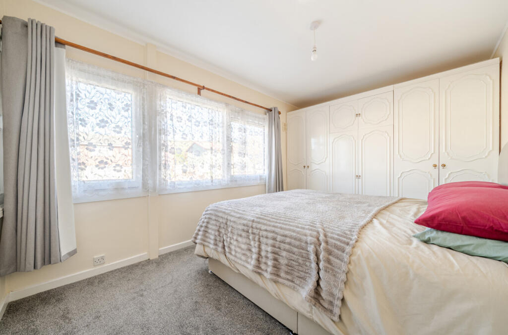 House in Portsmouth, Paulsgrove - View 5