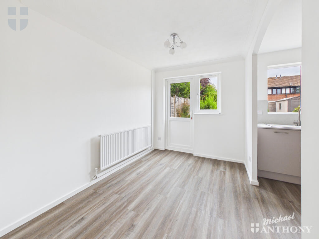House in Aylesbury, Coppice - View 4