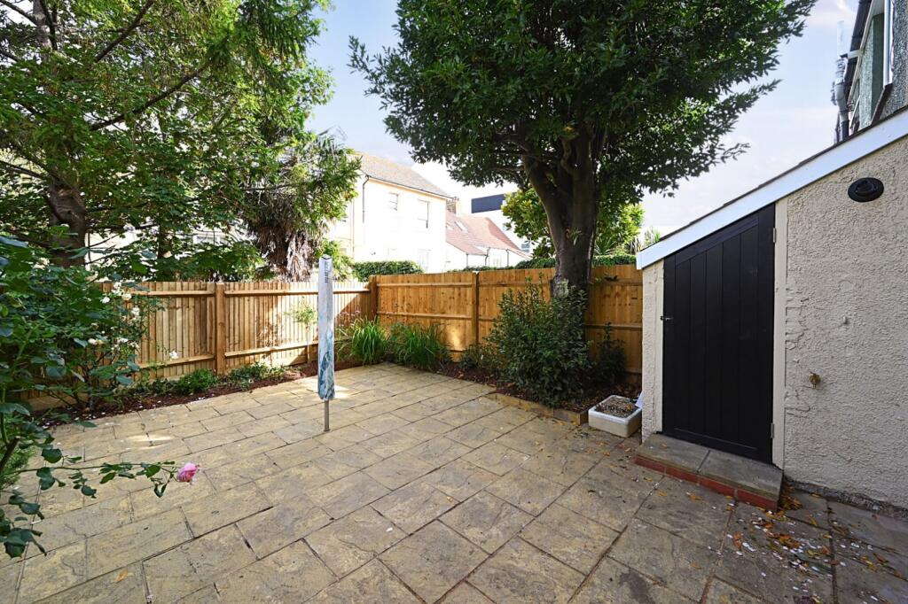 House in Brighton - More