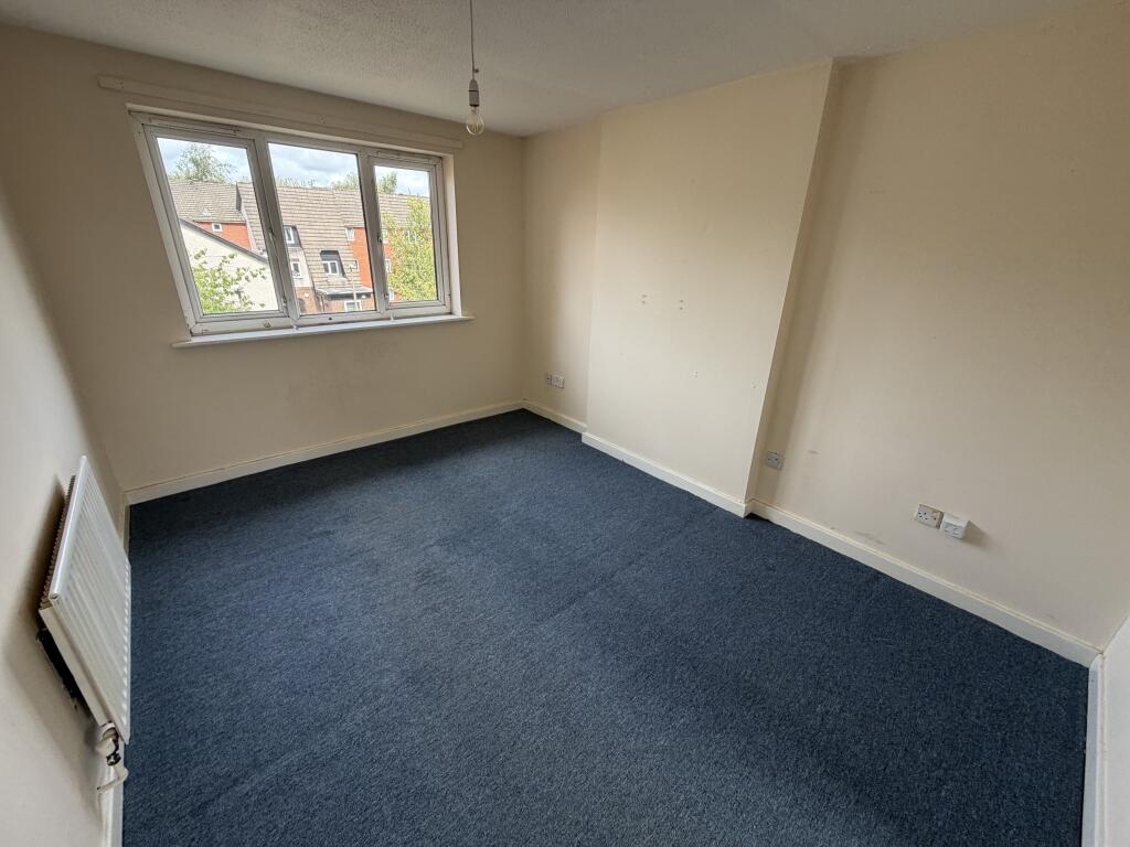 Apartment in Preston - View 4