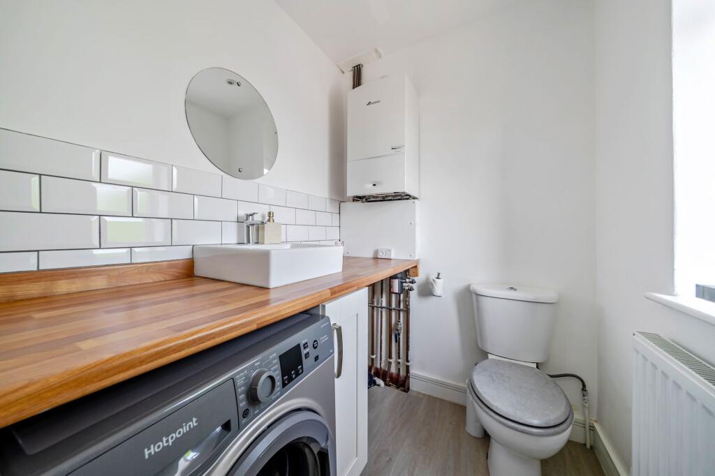 House in Strood, Salters Cross - More