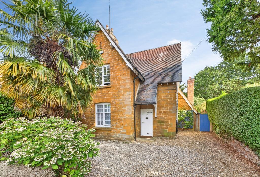 House in Northampton - View 3