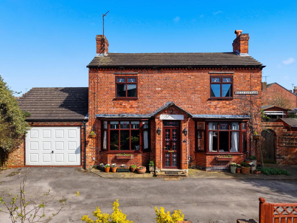 Main image of property: Gladstone Road, Alfreton, DE55 7AW