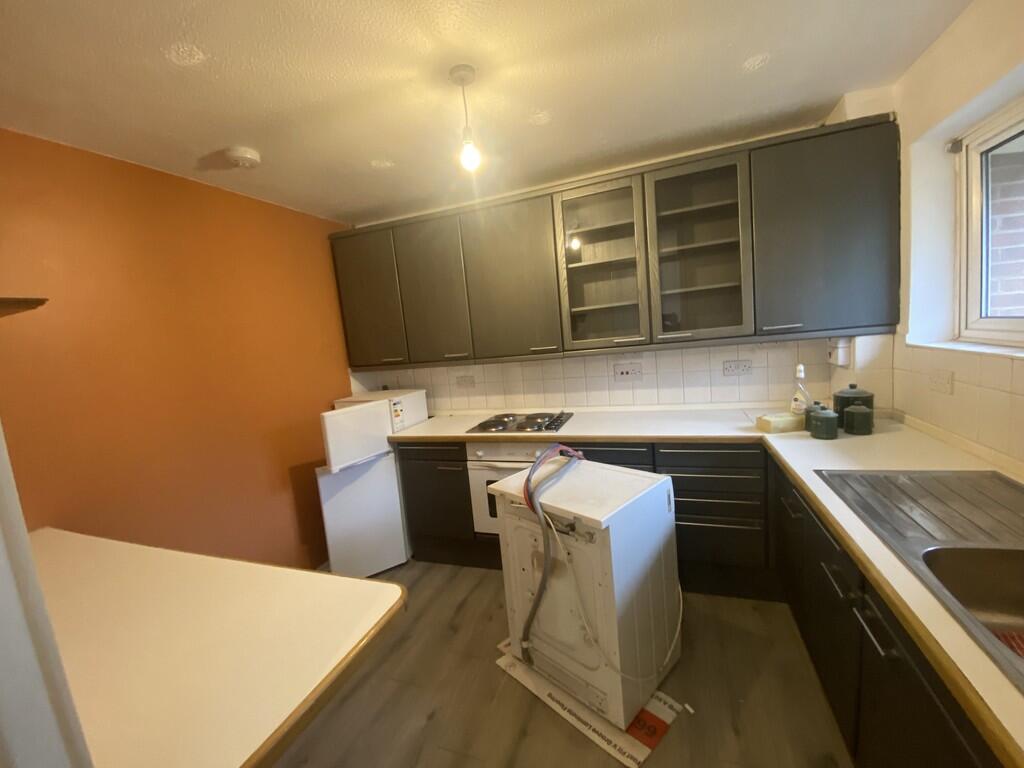 Apartment in Welwyn Hatfield, Hertfordshire - View 5