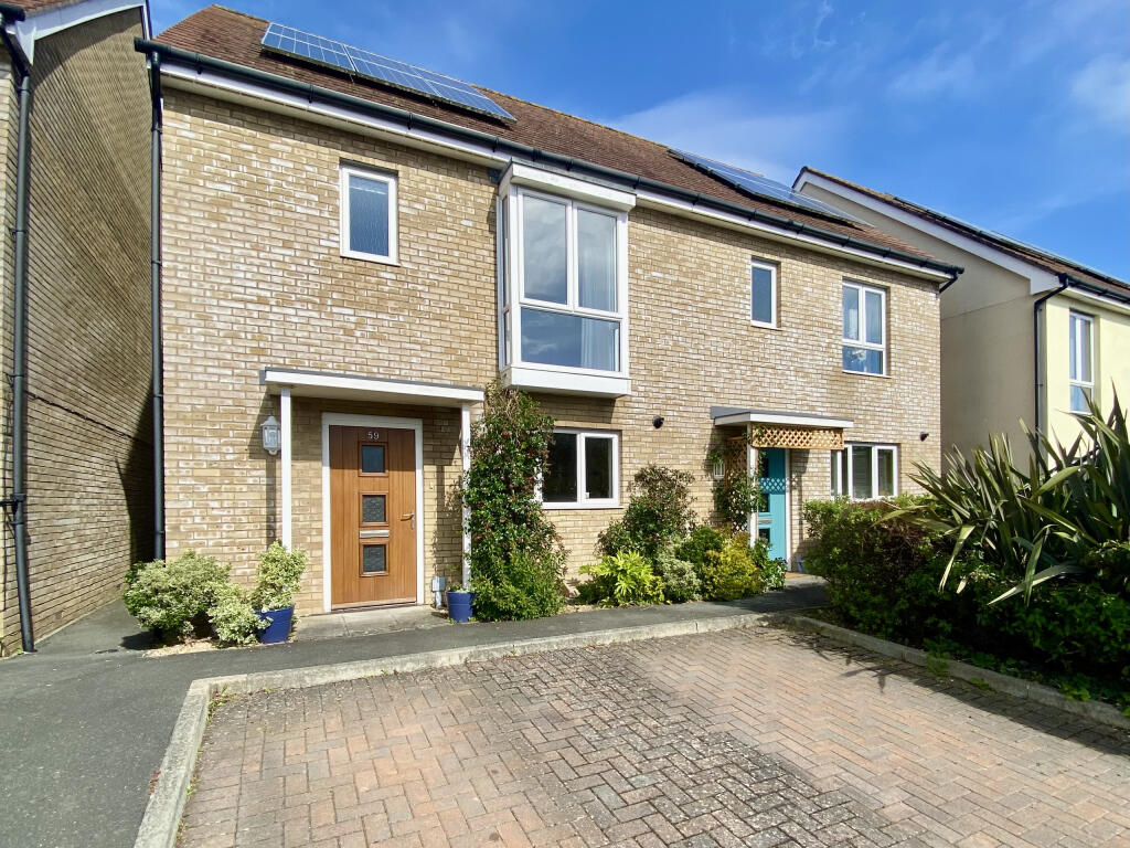 Main image of property: Consort Gardens, East Cowes, Isle Of Wight