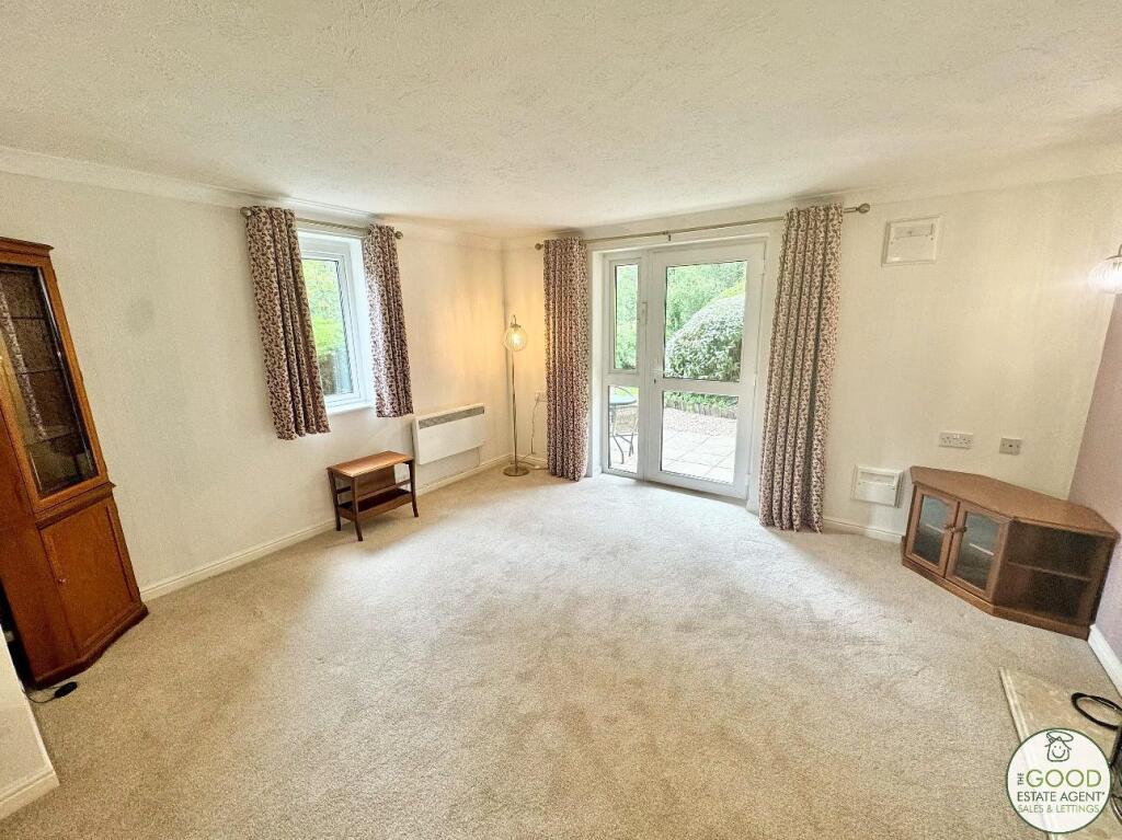 Queen Anne Court Macclesfield Road, Wilmslow, Cheshire SK9 1BY photo 2
