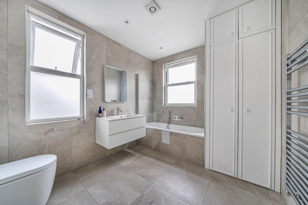 4 bedroom terraced house for rent