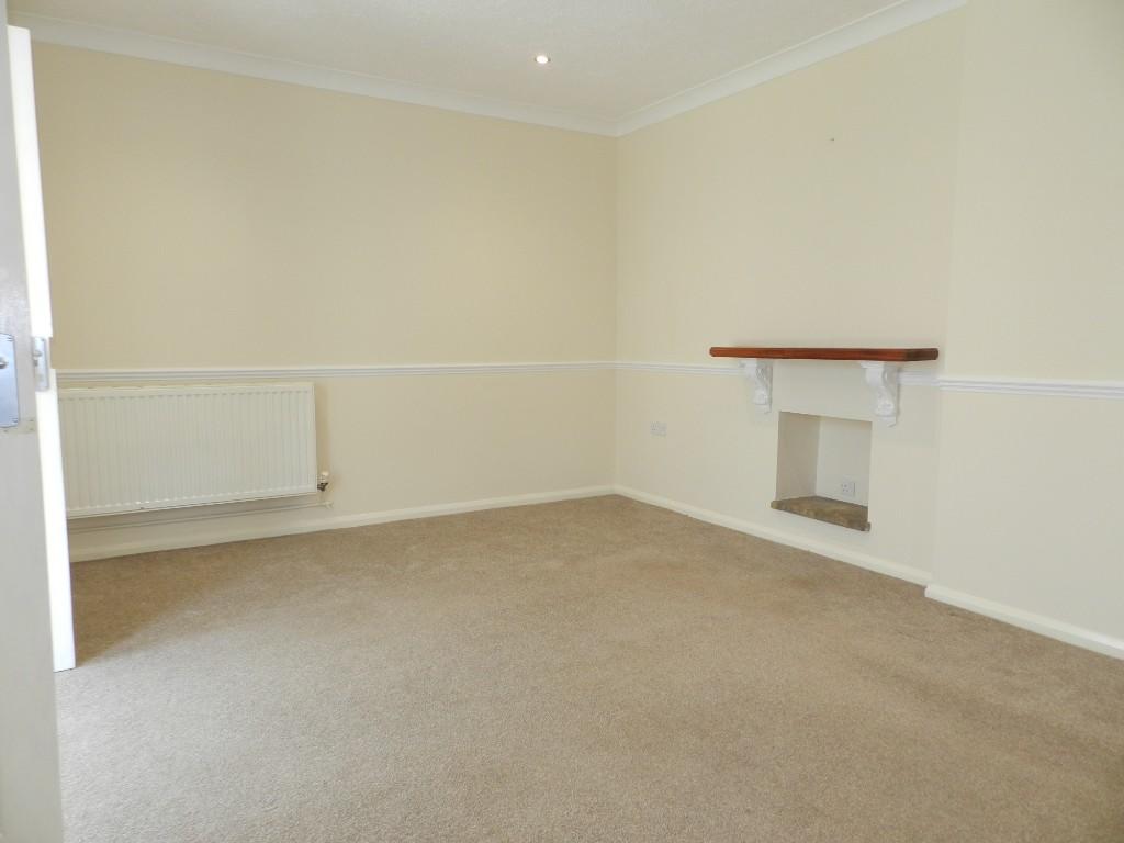 House in Rushden, North Northamptonshire - View 5