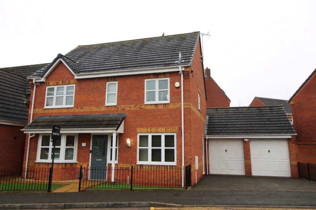 Main image of property: Columbine Road, Hamilton, LE5