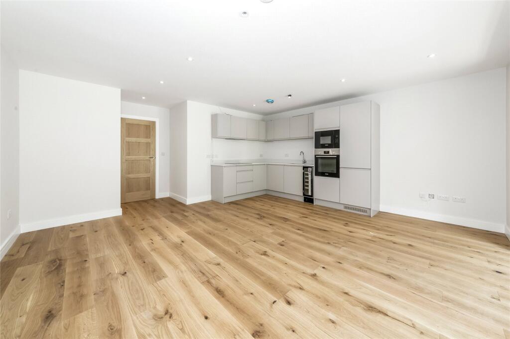 Main image of property: Flat 4, Endlesham Court,, 131 Woodcote Valley Road,, Purley, CR8