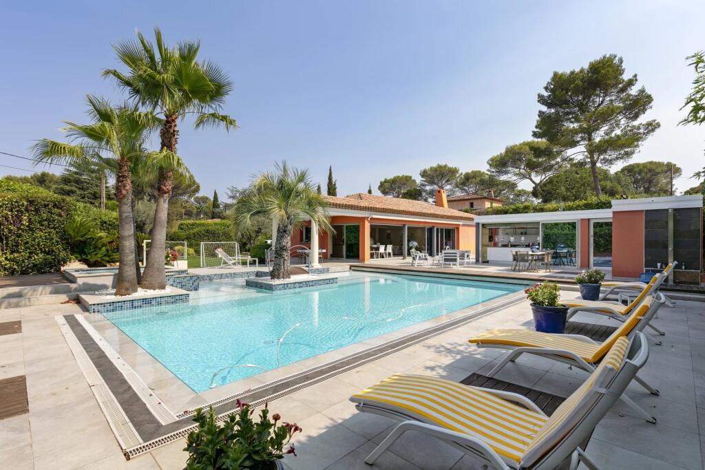 Main image of property: Provence-Alps-Cote d`Azur, Alpes-Maritimes, Mougins