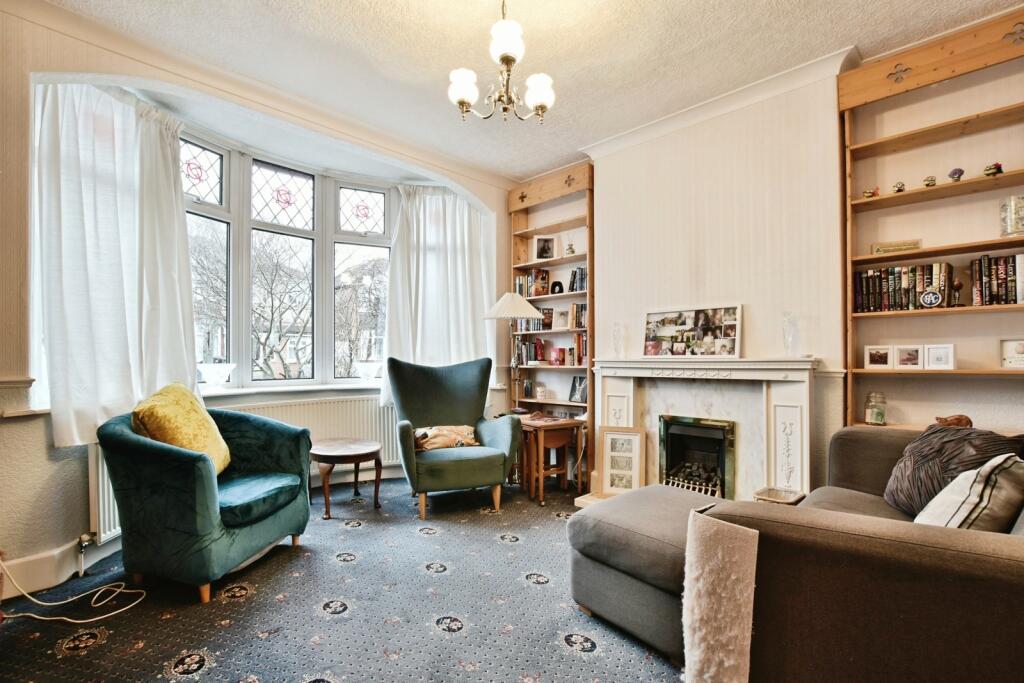 Avonlea Road, Sale, Greater Manchester, M33 photo 2