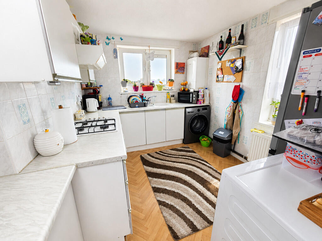 Apartment in Adur, West Sussex - View 5