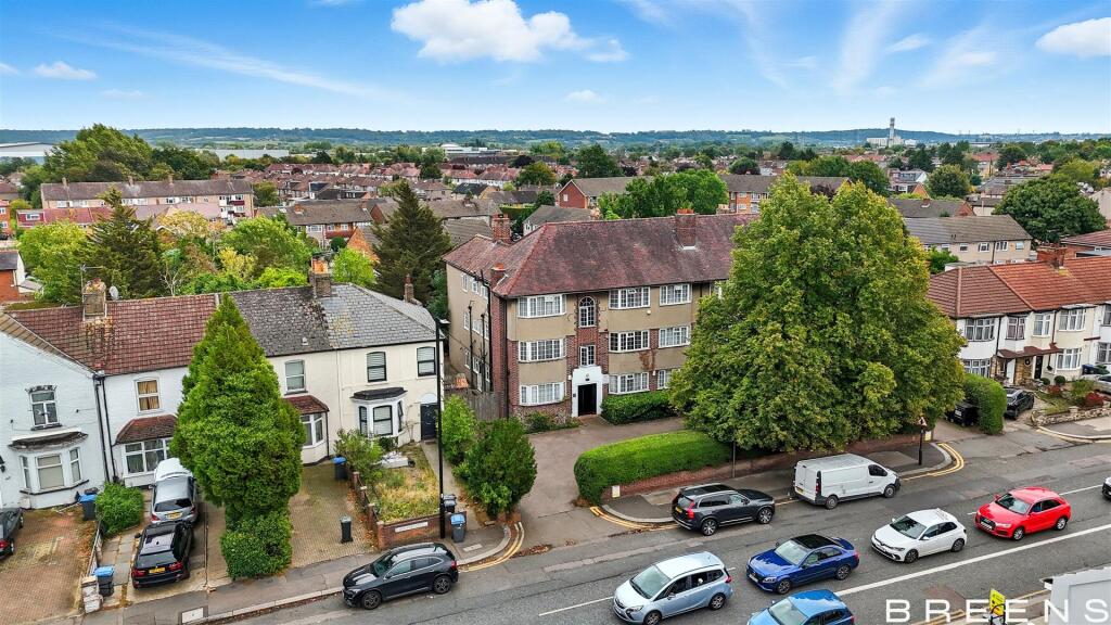 Main image of property: Hertford Road, Enfield