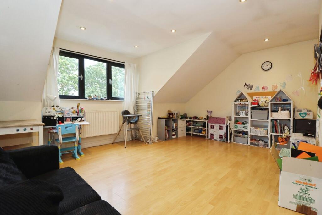 Apartment in Bristol - View 5
