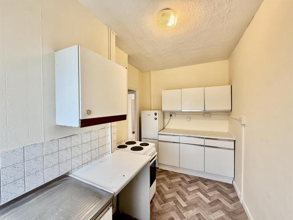 Apartment in London - View 5