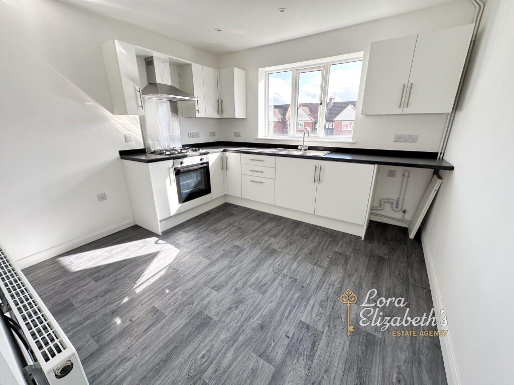 Ruskin Road, Mansfield, Nottinghamshire, NG19 photo 2