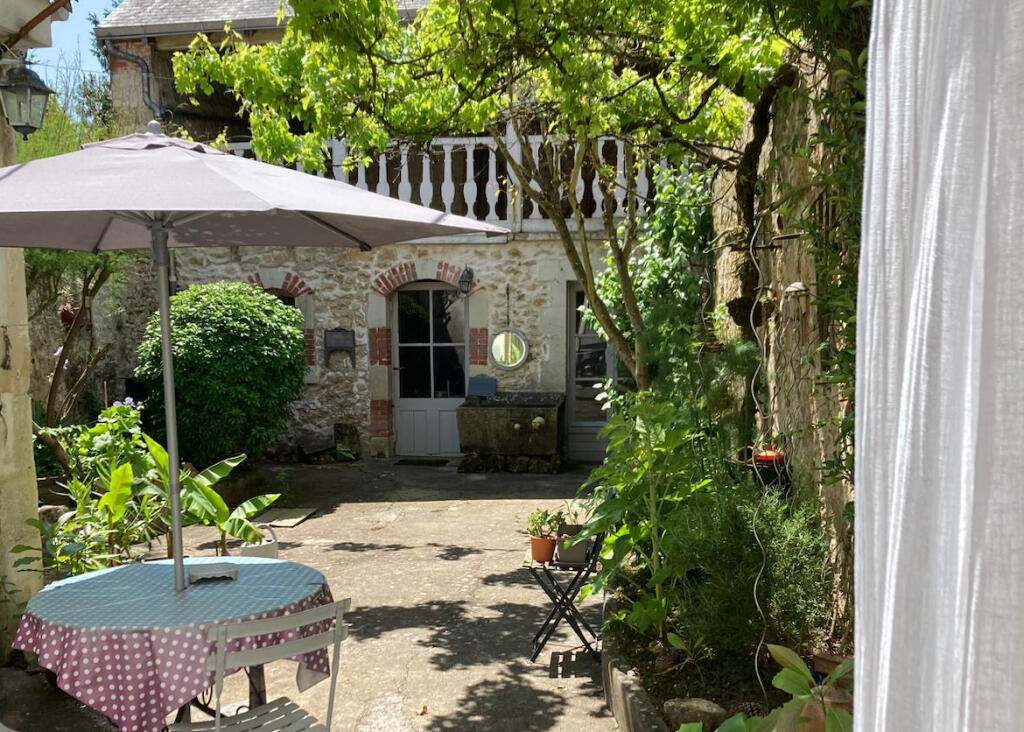 Main image of property: Poitou-Charentes, Vienne, Civray