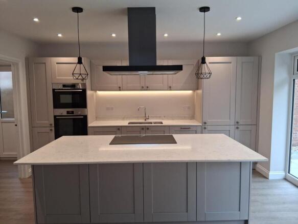 Similar kitchen
