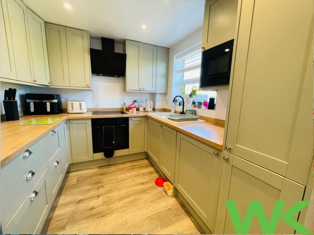 Stable Croft, West Bromwich, B71 photo 4