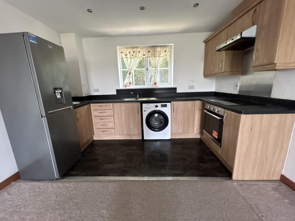 Kendal, Purfleet, RM19 photo 4