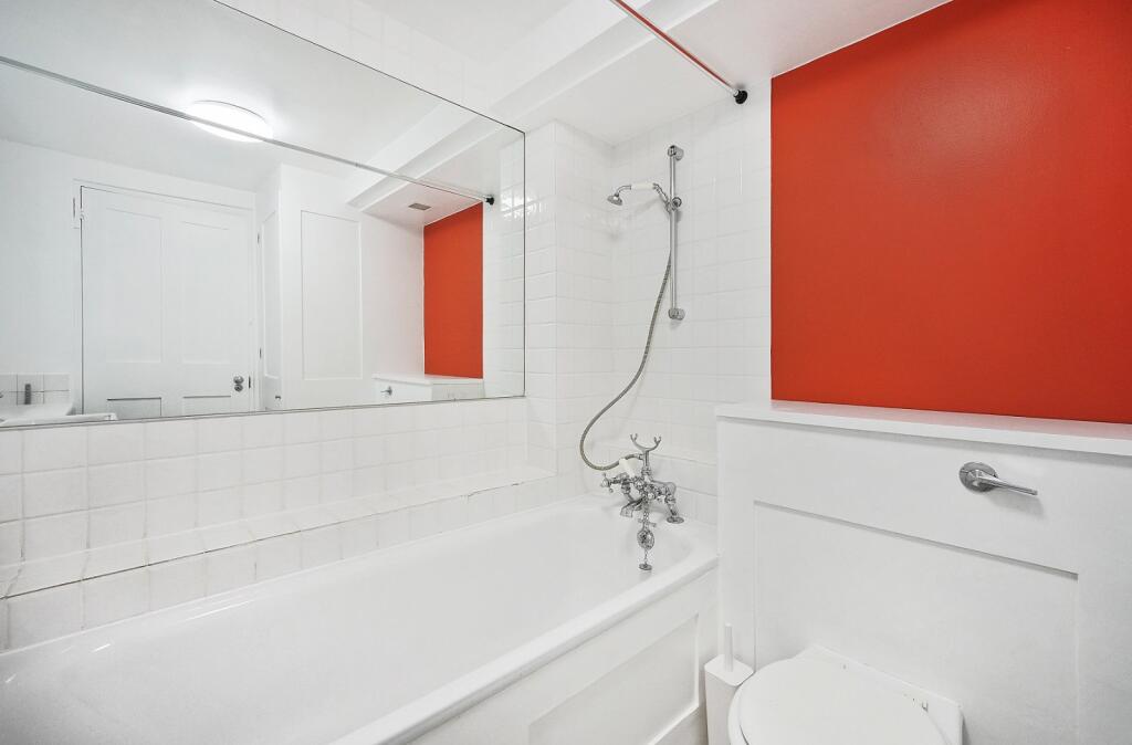 1 bedroom maisonette for rent