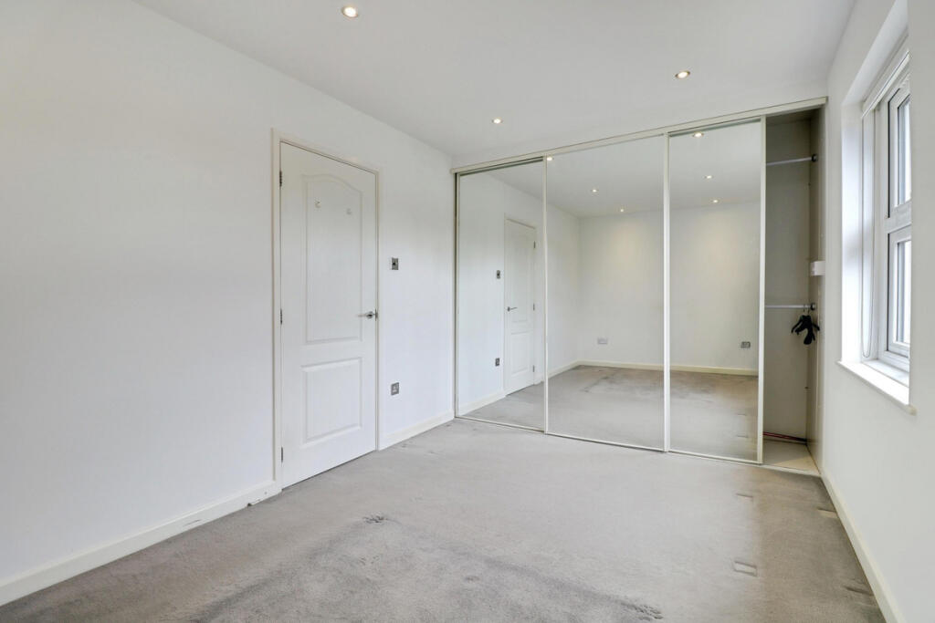 Apartment in Chelmsford, South Woodham Ferrers - View 3