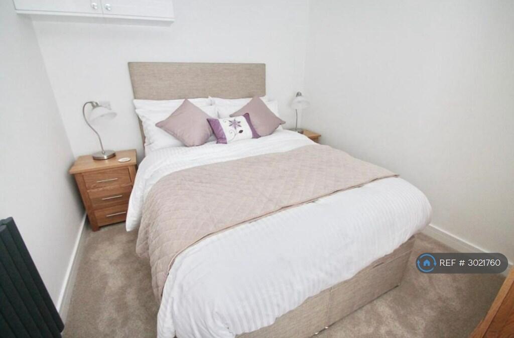 Apartment in Portsmouth - View 5