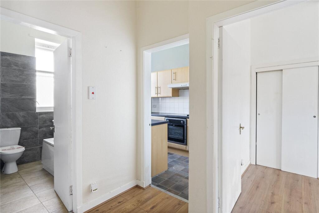 Additional image 7 of Flat C, 126 Walker Road, Aberdeen, AB11 8BT