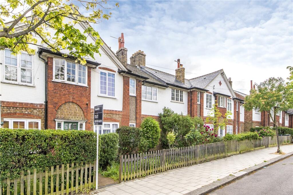 Main image of property: Cricklade Avenue, London, SW2