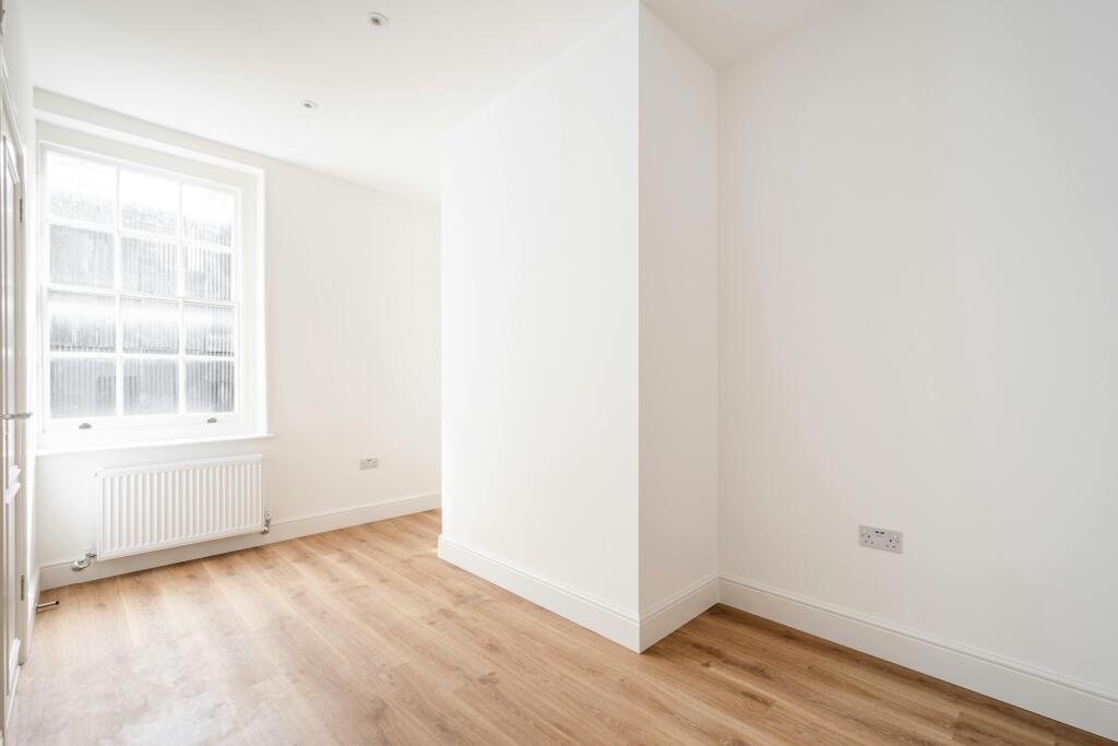 Hanbury St 1F Low Res 9.jpg