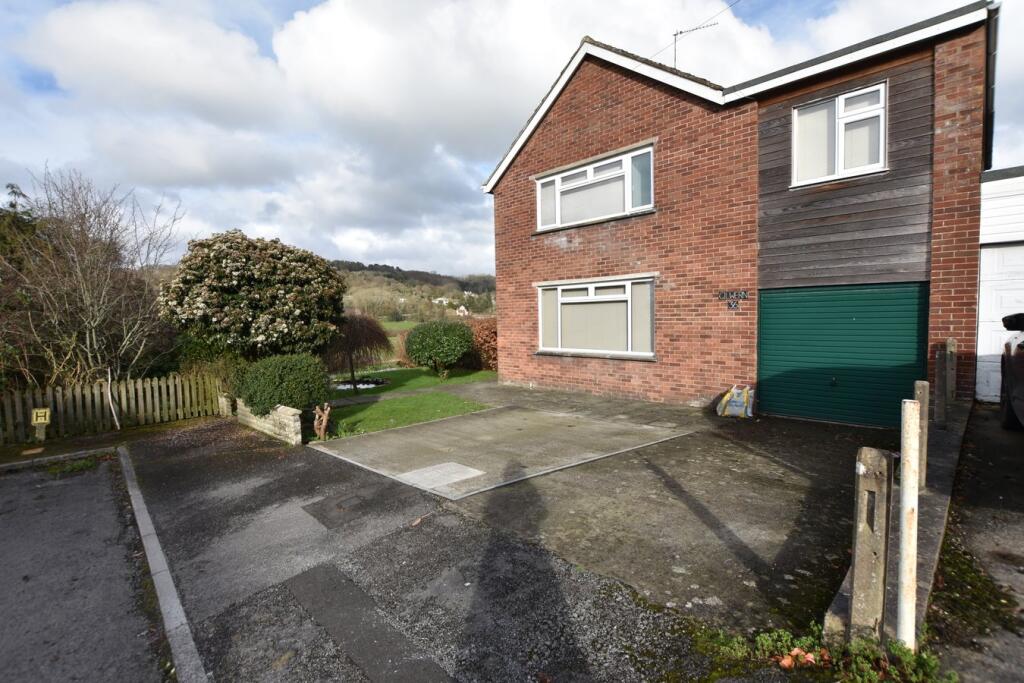 Main image of property: Yeomead, Nailsea, Bristol, BS48