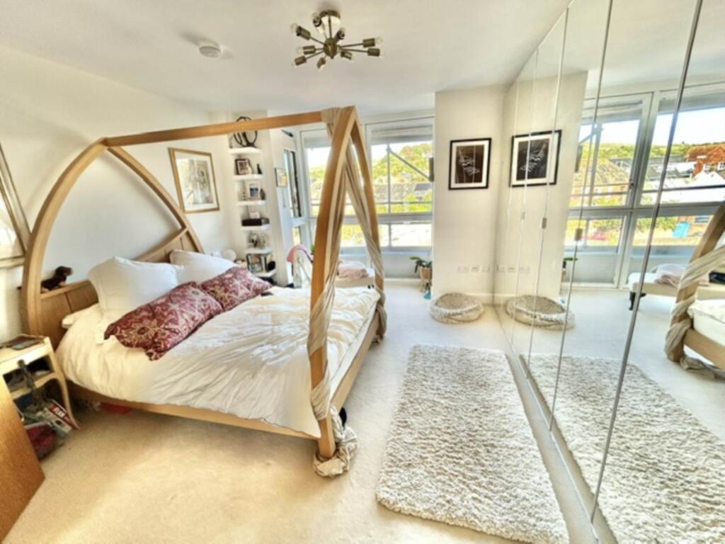 House in Brighton - More