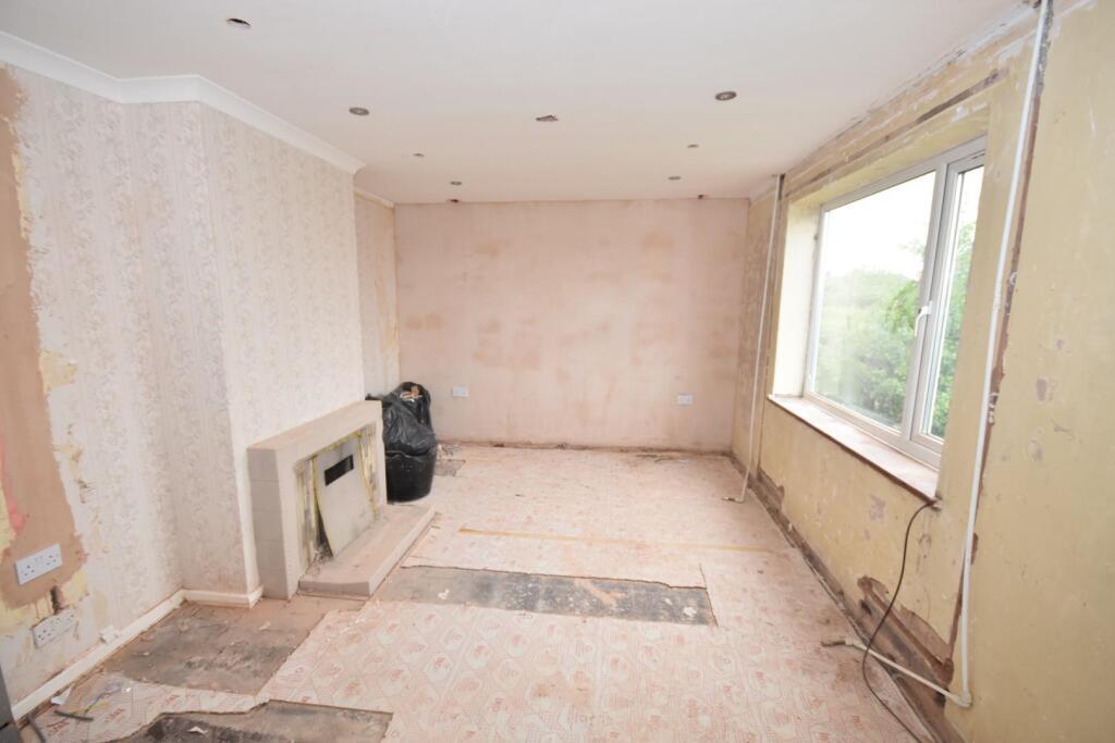 House in Bolsover, Old Bolsover - View 4