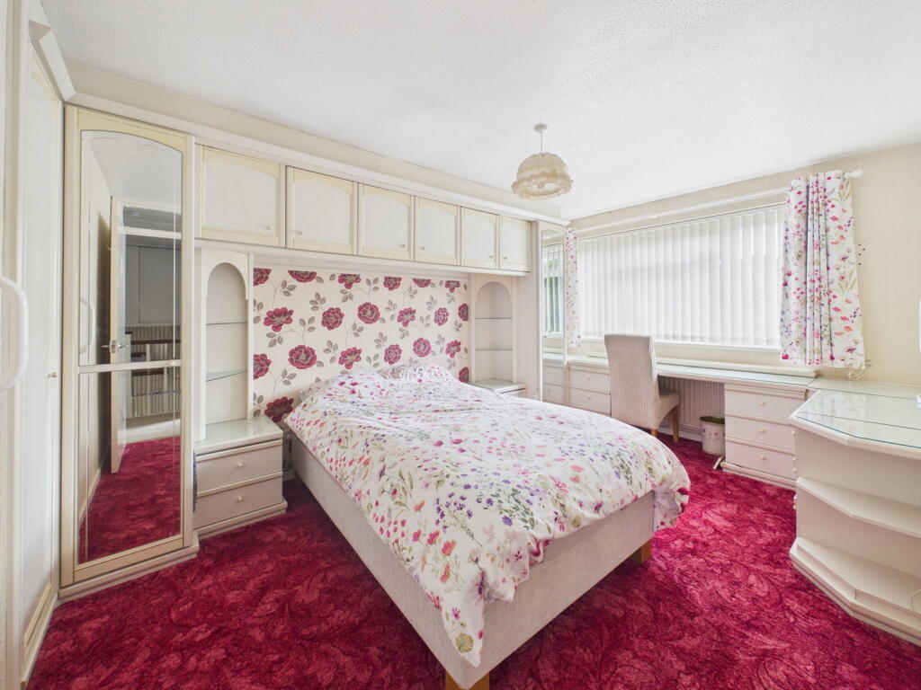 House in Redhill - View 4
