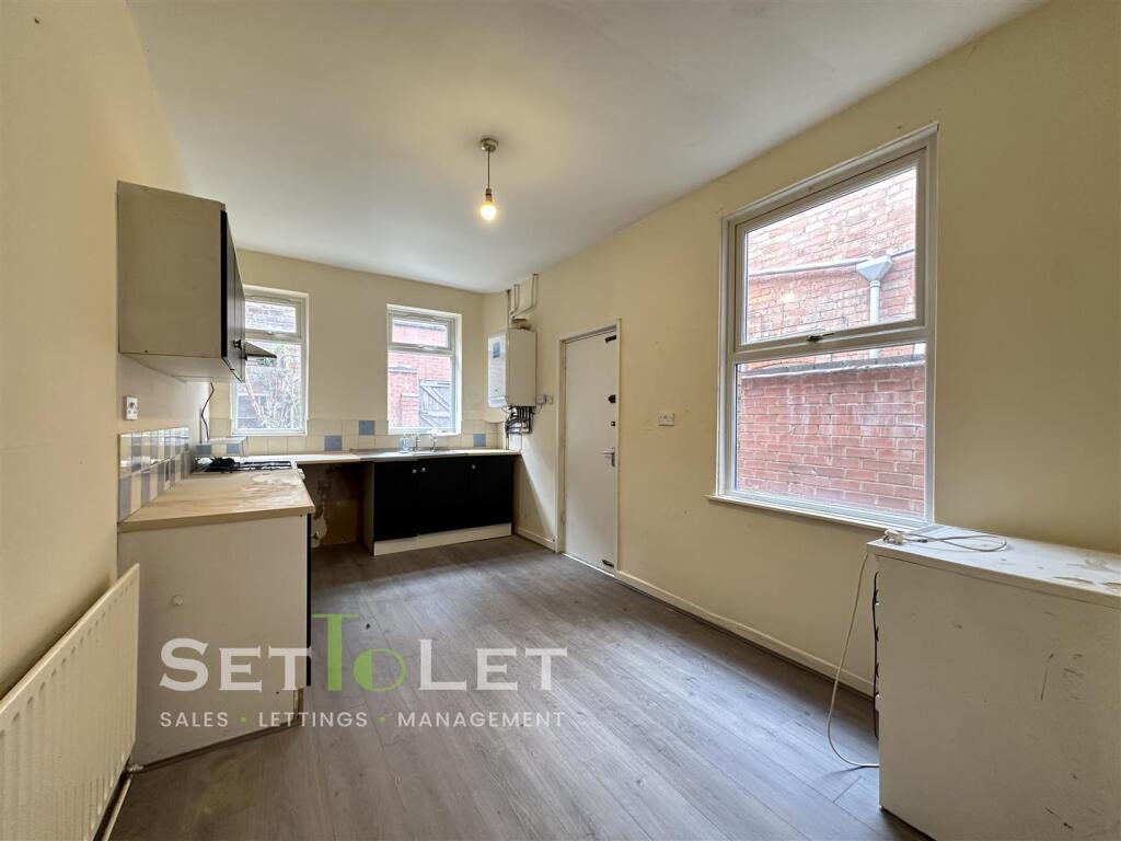 House in Leicester - More