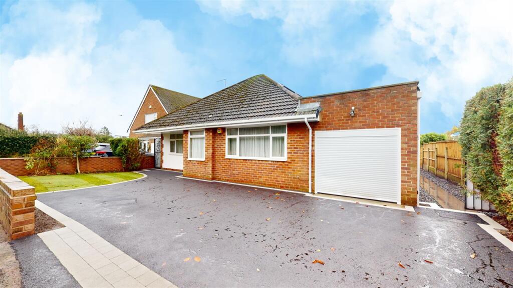 3-bed detached on Villiers Crescent, Eccleston, WA10 5HR, £495,000