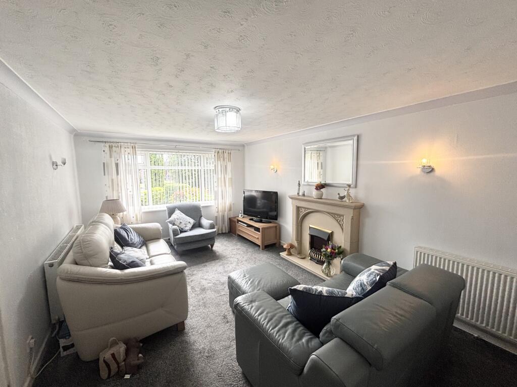House in Rochdale, Shawclough - More