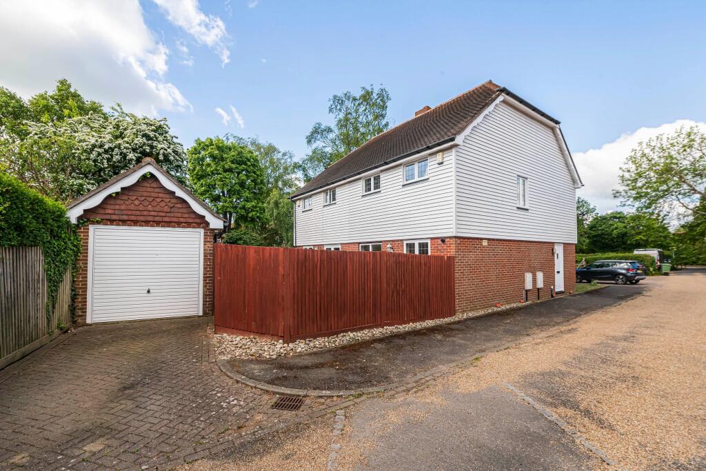 St. Georges Place, New Pond Road, Benenden, Cranbrook photo 4