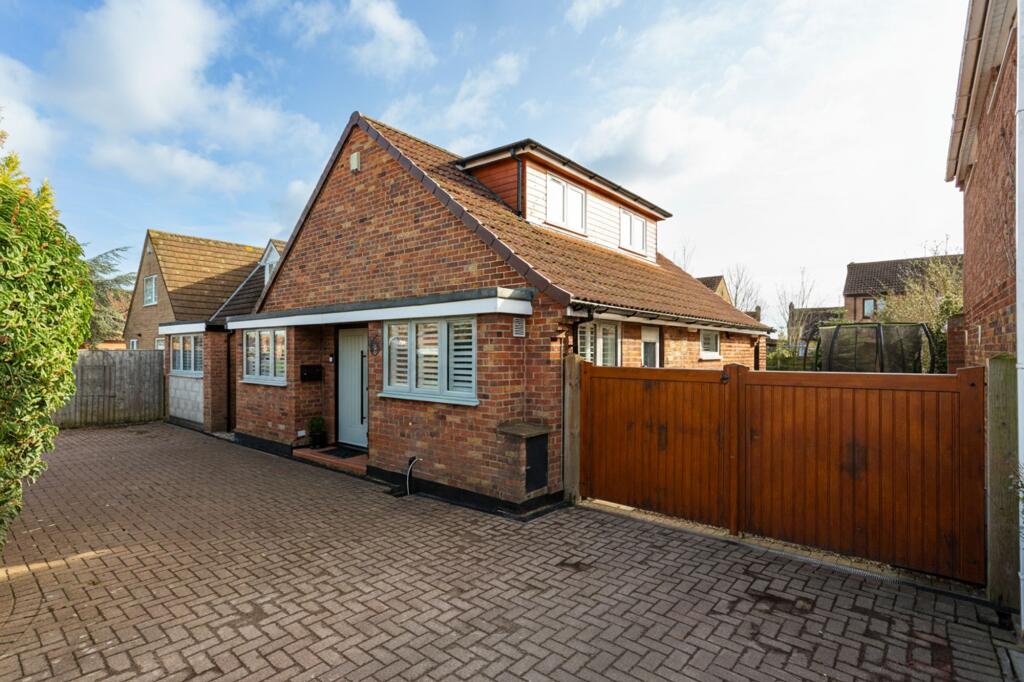 Main image of property: Hastings, Farmstead Rise, Haxby, YO32 3LL