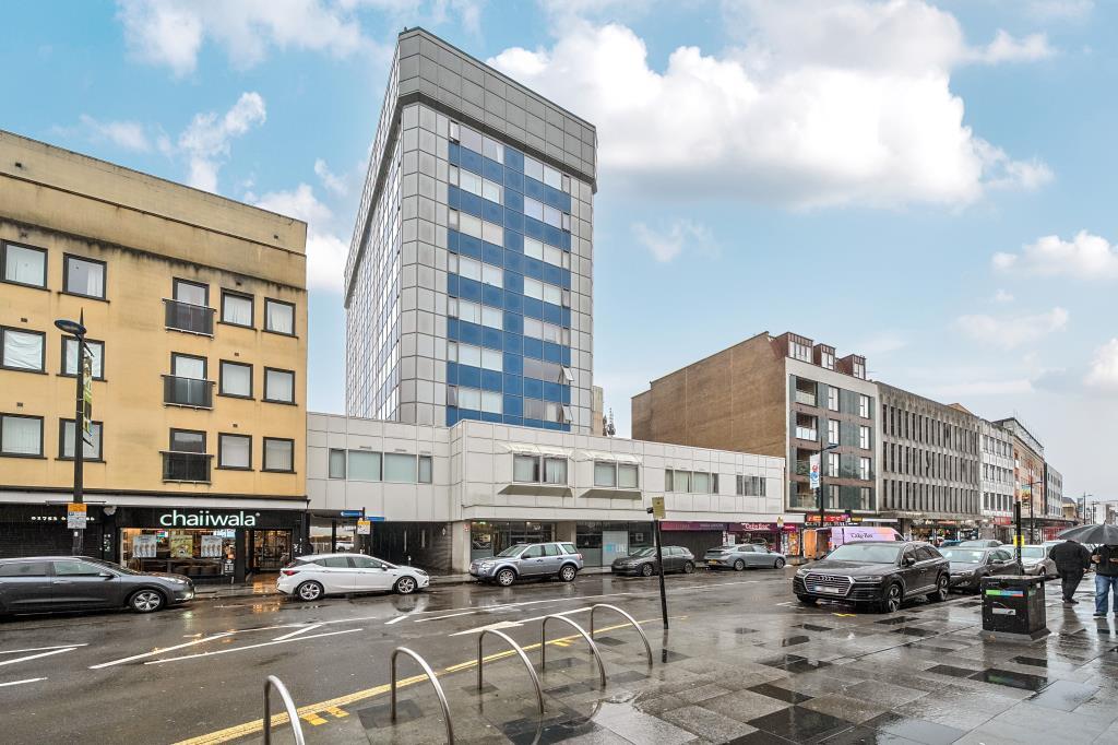 Main image of property: Skyline Apartment,  Slough, SL1, SL1