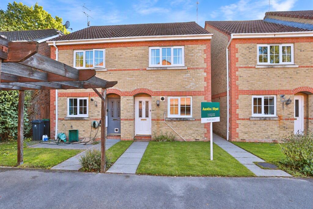 Main image of property: Starlight Farm Close, Verwood, Dorset, BH31