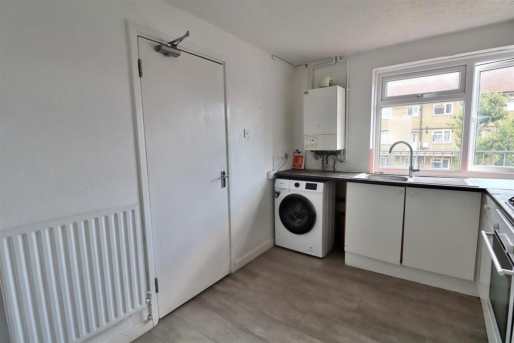 Apartment in London - View 4